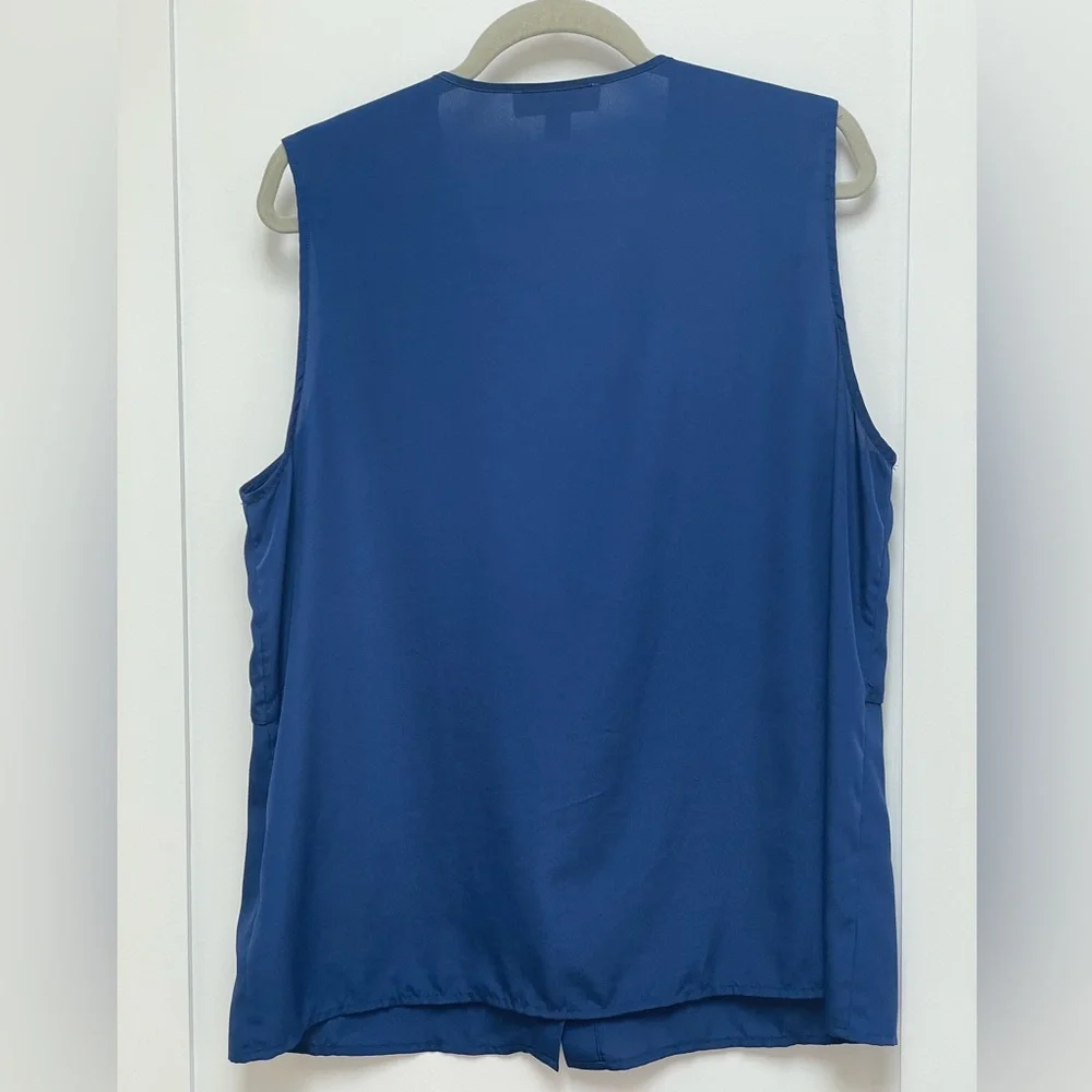 ☀️2/$20 Michael Kors Blue Sleeveless Boxy Blouse w Zipper Shoulder Design | EUC